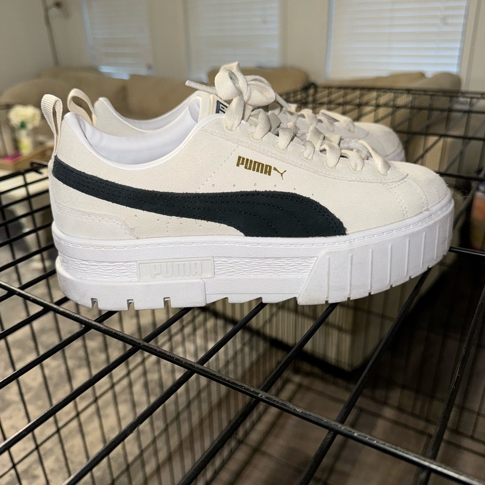 size 8 platform sneaker